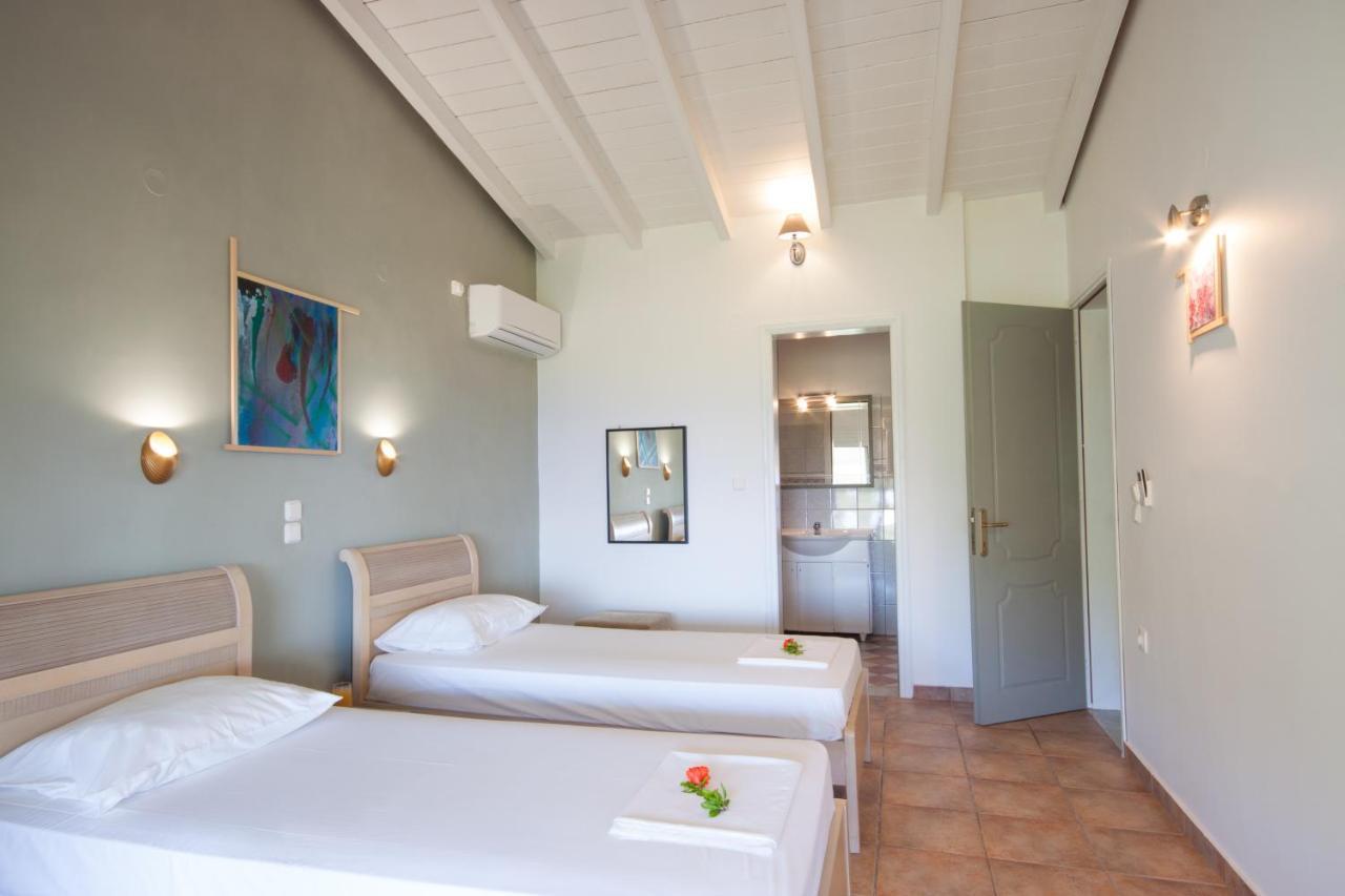Odyssey Villas Касиопи Екстериор снимка