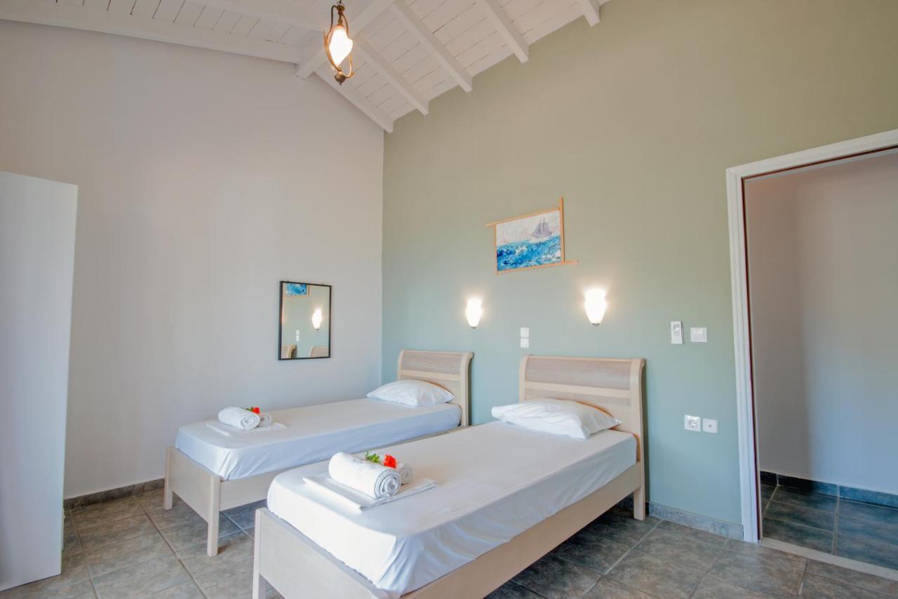 Odyssey Villas Касиопи Екстериор снимка