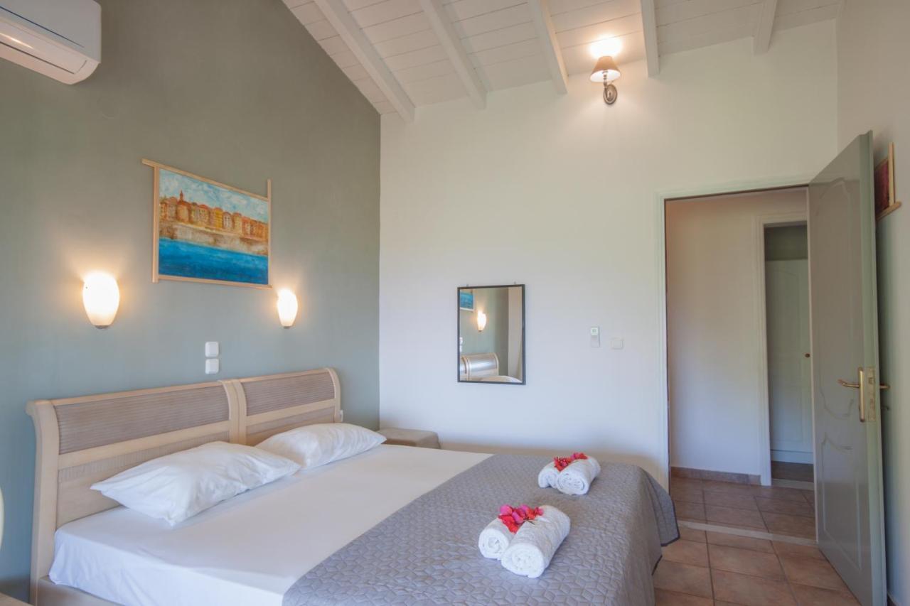 Odyssey Villas Касиопи Екстериор снимка